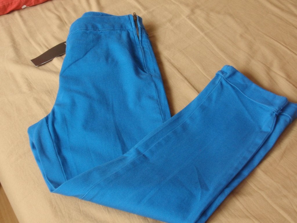 Nieuw - driekwart broek van Pieces maat M/L, Maat 38/40 (M), Blauw, Nieuw, Ophalen of Verzenden