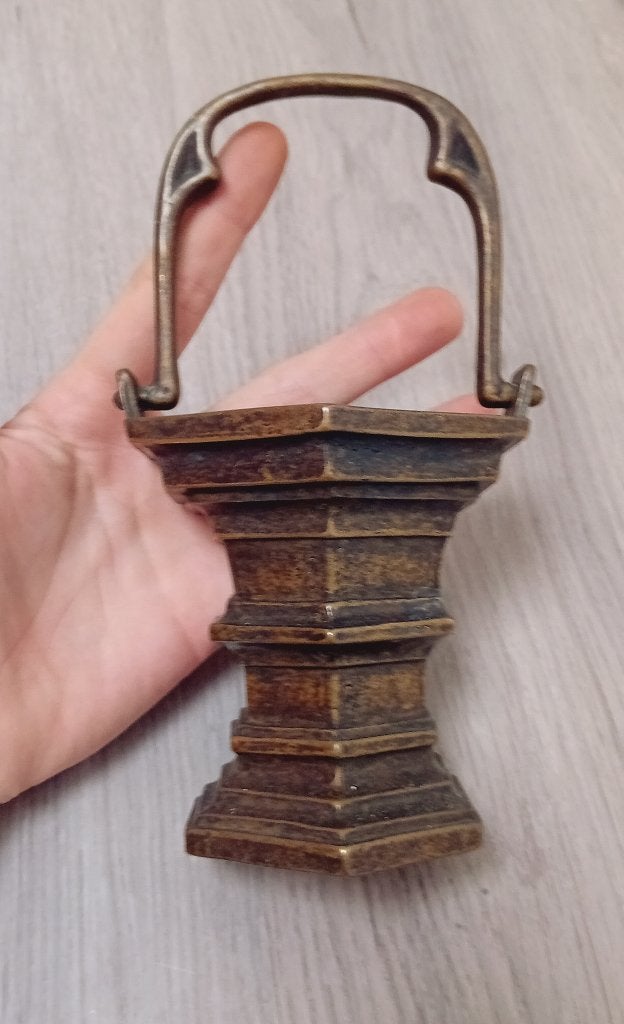 Bronzen wijwater bakje, Verzenden, Gebruikt, Beeld(je)