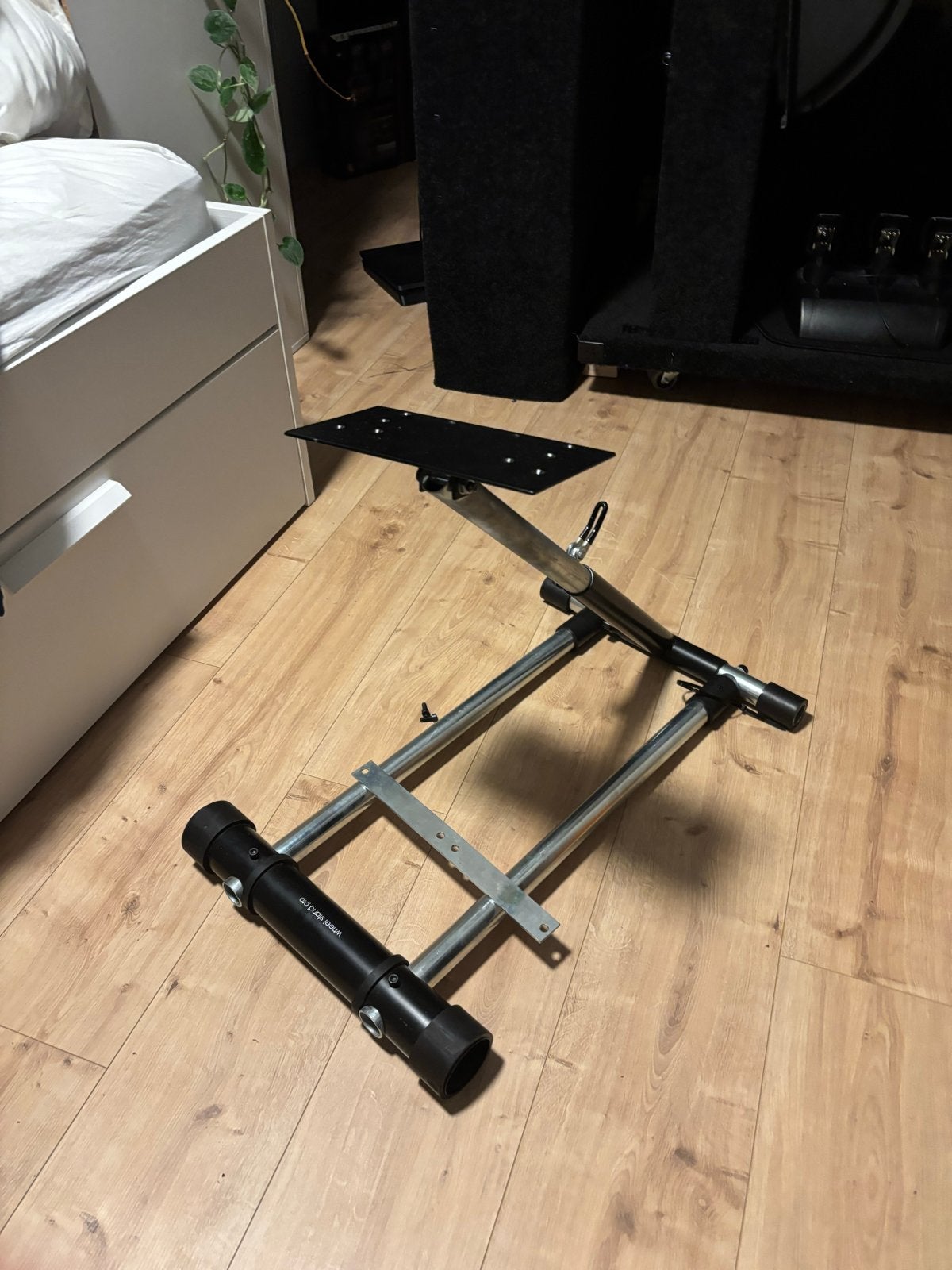 Wheel Stand  - Racestuur standaard, Spelcomputers en Games, Houder/standaard, Zo goed als nieuw, PC, Ophalen