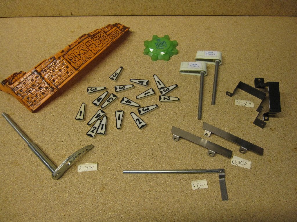 B2 new old stock flipper onderdelen, Verzamelen, Automaten | Flipperkasten, Ophalen of Verzenden, Zo goed als nieuw, Elektronisch
