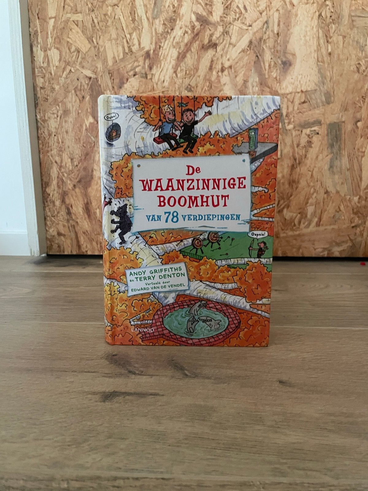 De waanzinnige boomhut van 78 verdiepingen, Ophalen of Verzenden, Gelezen, Fictie algemeen