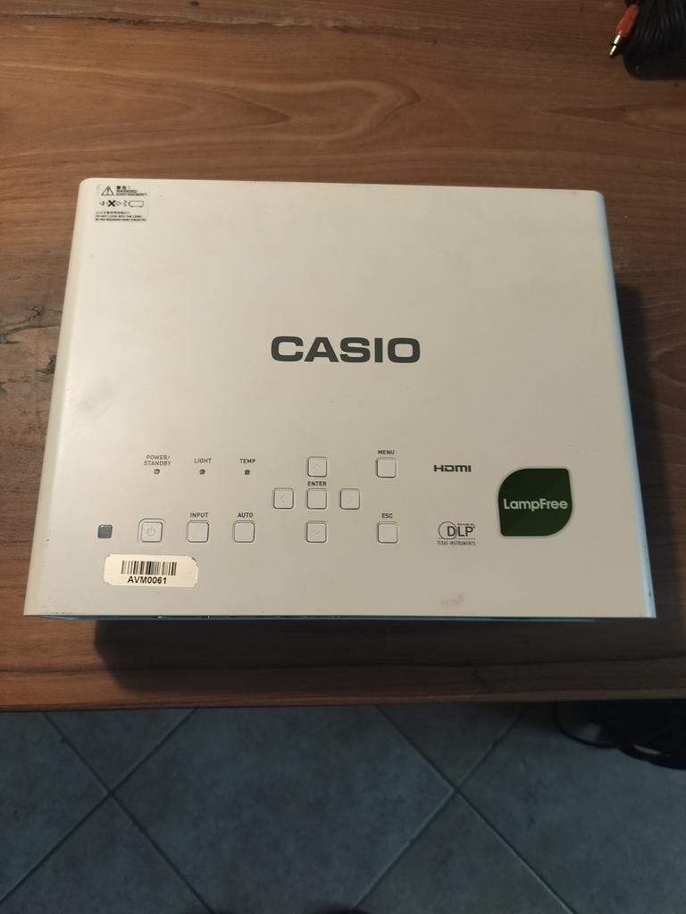 Casio XJ-M141 Beamer LED DLP Projector - 176 uur, Ophalen of Verzenden