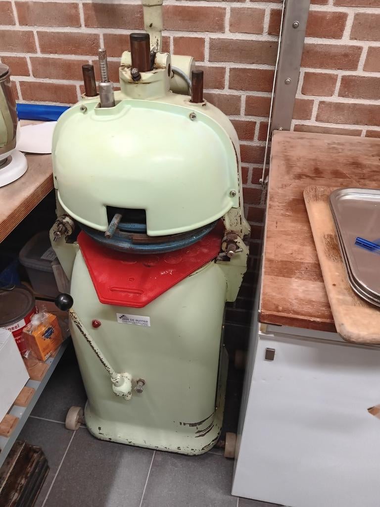 Verdeel/opbolmachine voor de hobbyist, Hobby en Vrije tijd, Ophalen, Gebruikt