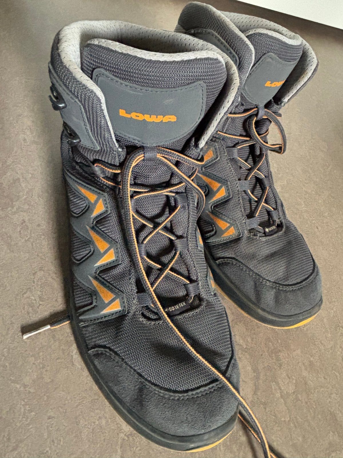 Lowa Innox Pro GTX Mid Junior wandelschoenen maat 42, Ophalen of Verzenden, Gebruikt, Schoenen