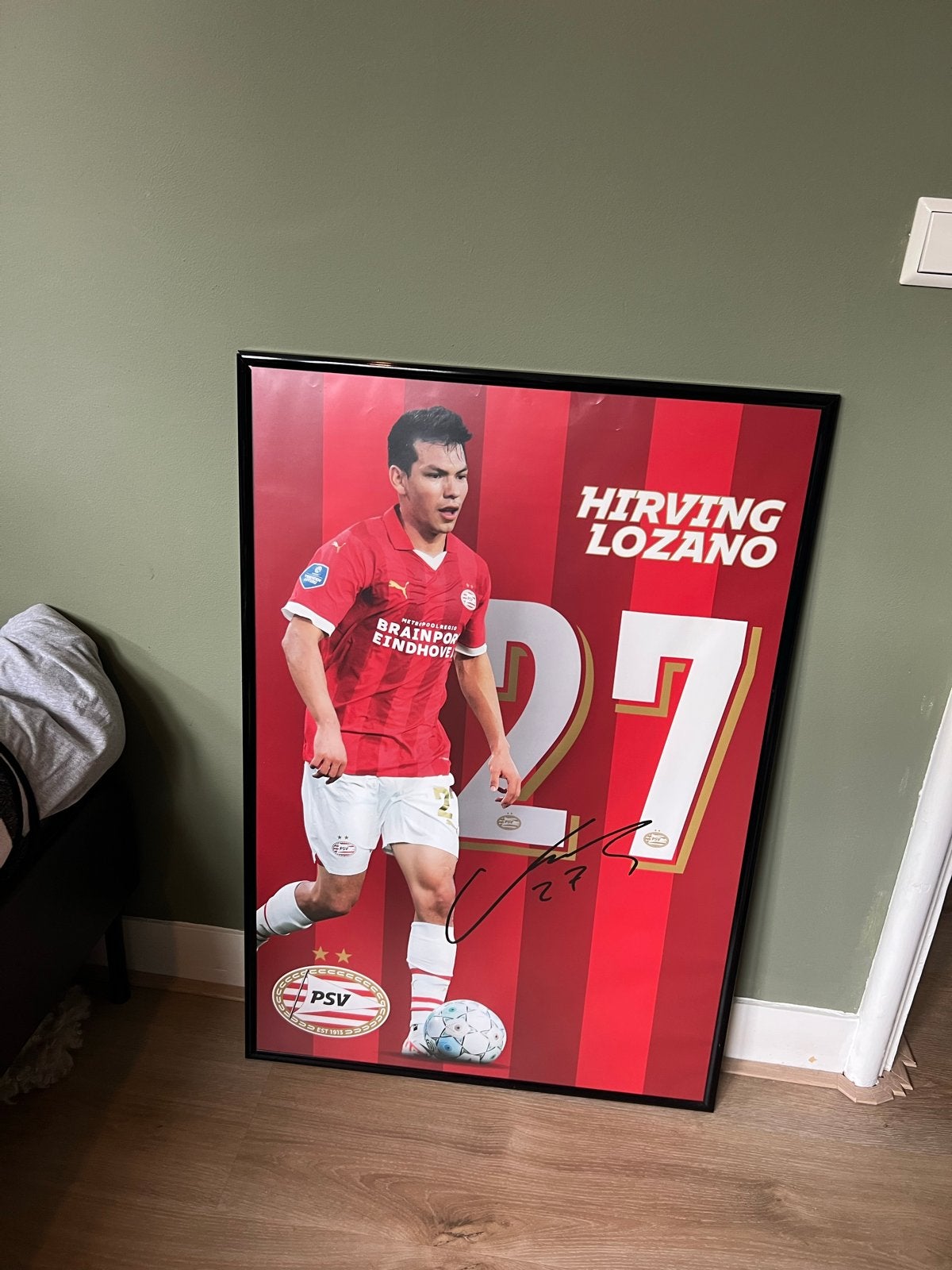 Ingelijste PSV Poster Hirving Lozano - Gesigneerd, Ophalen of Verzenden, Zo goed als nieuw, PSV, Poster, Plaatje of Sticker