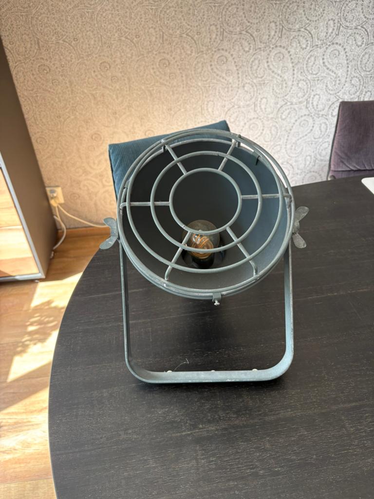 Industriële Tafellamp - Grijs Metaal, Huis en Inrichting, Ophalen of Verzenden, Gebruikt, Metaal, Minder dan 50 cm