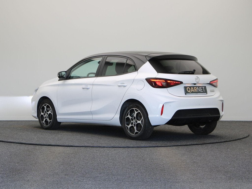 MG 3 1.5 Hybrid+ Luxury | Bi-Tone | Apple Carplay & Android, Auto's, MG, 4 cilinders, 2 kWh, 1283 kg, Wit