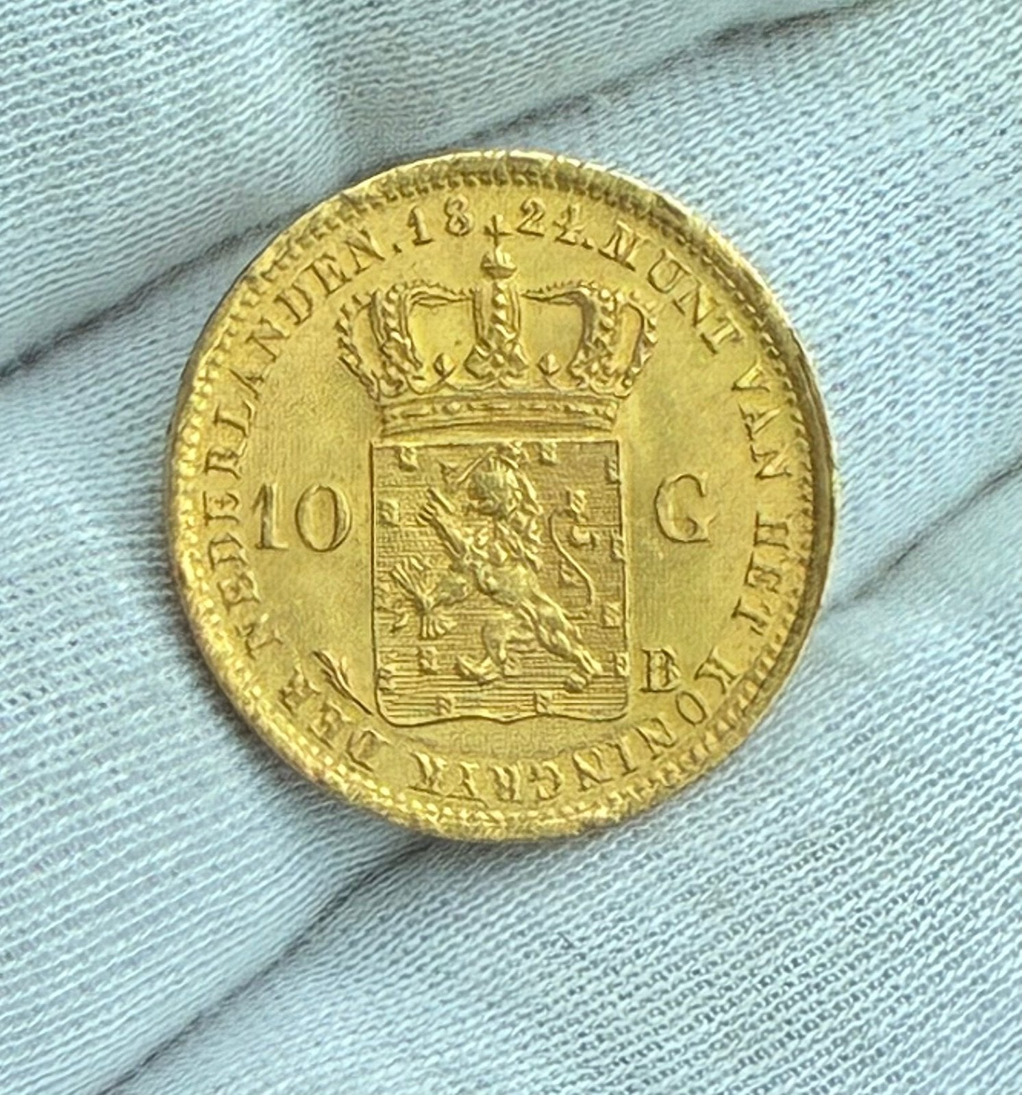 10 gulden goud Willem I 1824B, ruim prachtig, Ophalen of Verzenden, Koning Willem I, 10 gulden, Goud