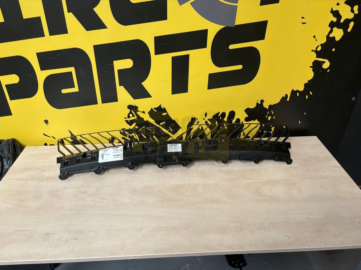 Volkswagen T-Roc (12/17-) bevestigingsstrip achterbumper Ori