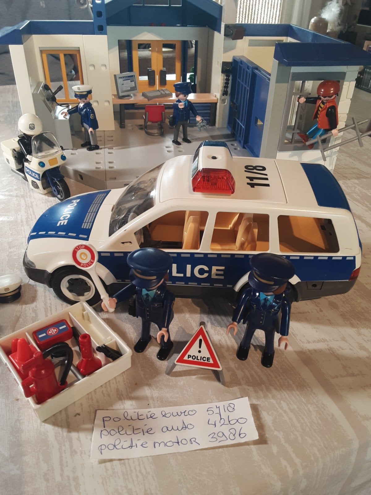 5718 politieburo 4260 auto en motor, Kinderen en Baby's, Gebouw, Ophalen of Verzenden, Zo goed als nieuw, City action