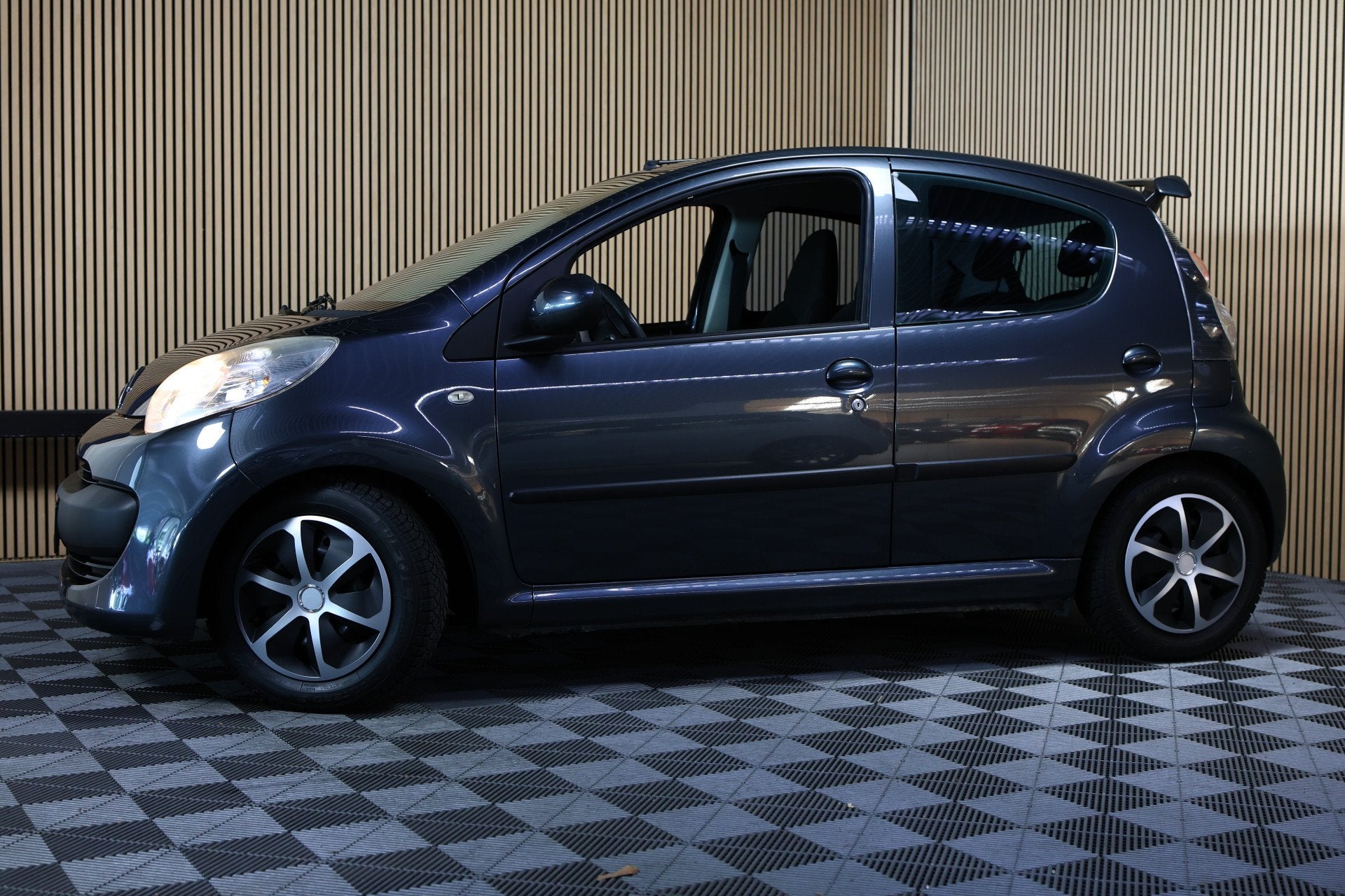 Citroën C1 1.0-12V Ambiance AVM SPORT ACHTERSPOILER "06, Auto's, Citroën, Voorwielaandrijving, Stof, Zwart, 4 stoelen