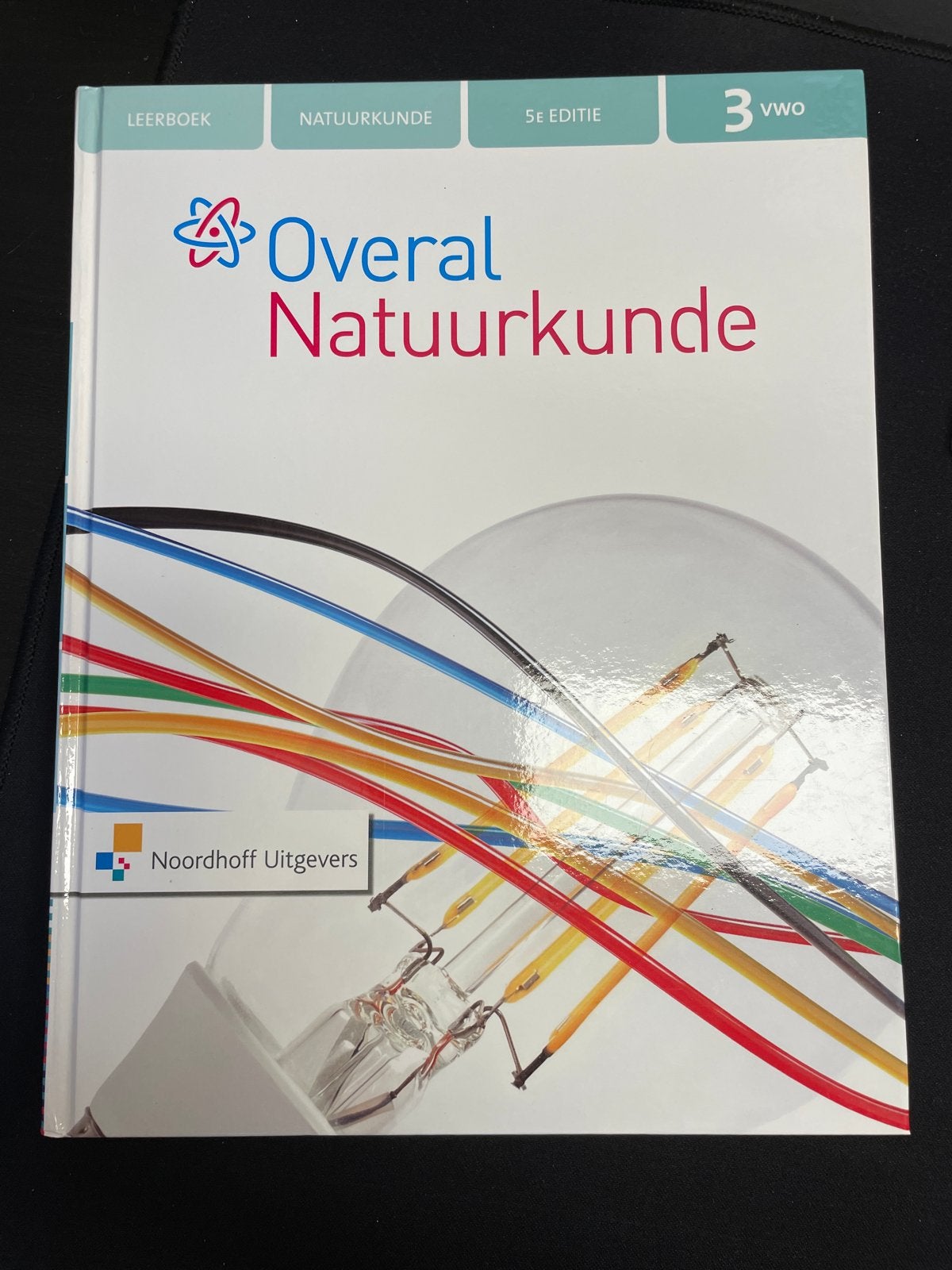 Overal Natuurkunde 5e ed vwo 3 leerboek, Ophalen of Verzenden, Zo goed als nieuw, Overige niveaus, Nederlands