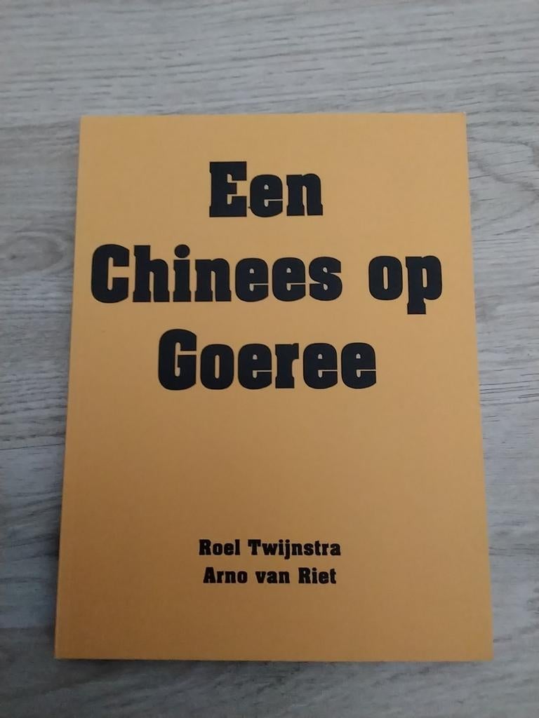 Een Chinees op Goeree - Roel Twijnstra & Arno van Riet, Boeken, Ophalen of Verzenden