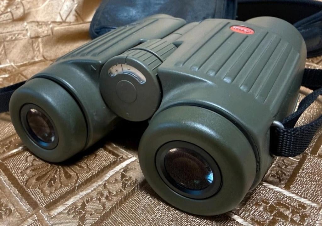 Leica Trinovid 10x42 BA Verrekijker, Ophalen of Verzenden, Zo goed als nieuw, 8 tot 12x, Dakkant (recht)