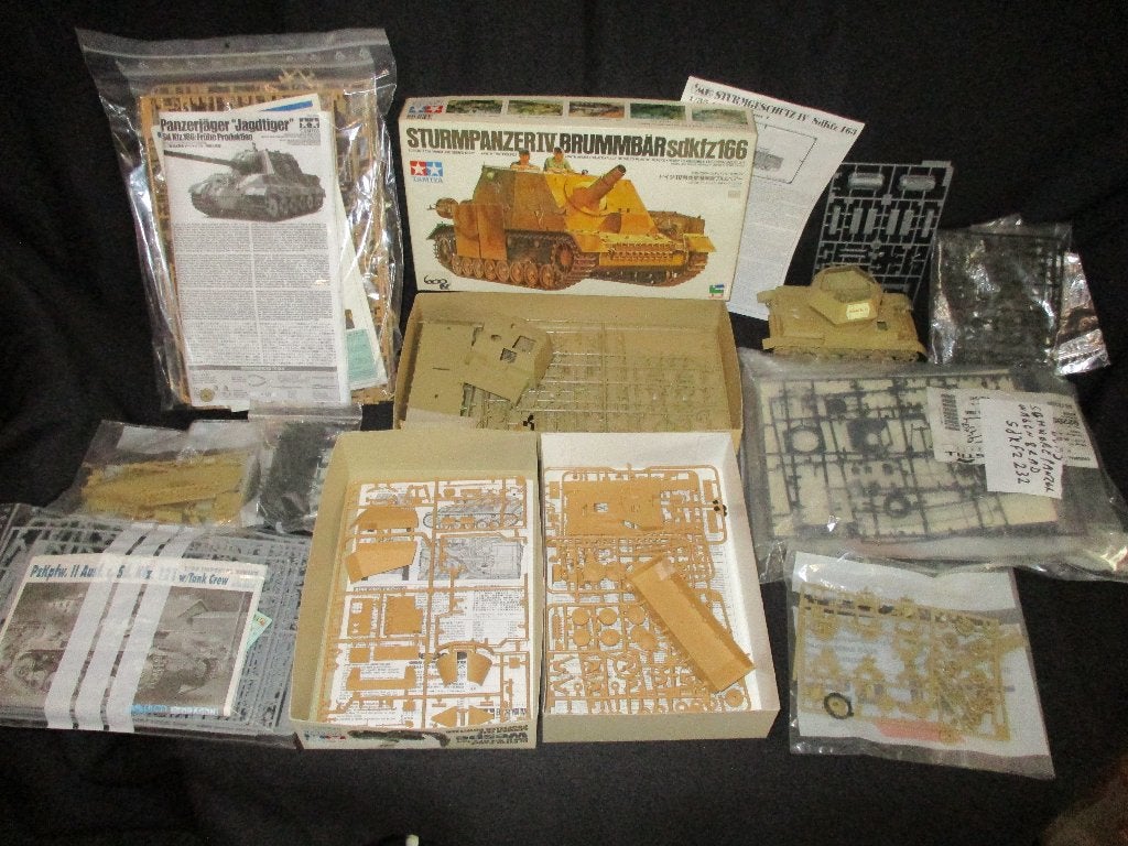 D-151,PARTIJ GERMAN TANKS ONDERDELEN ENZ,1-35,, Overige merken, Gebruikt, 1:32 tot 1:50, Overige typen