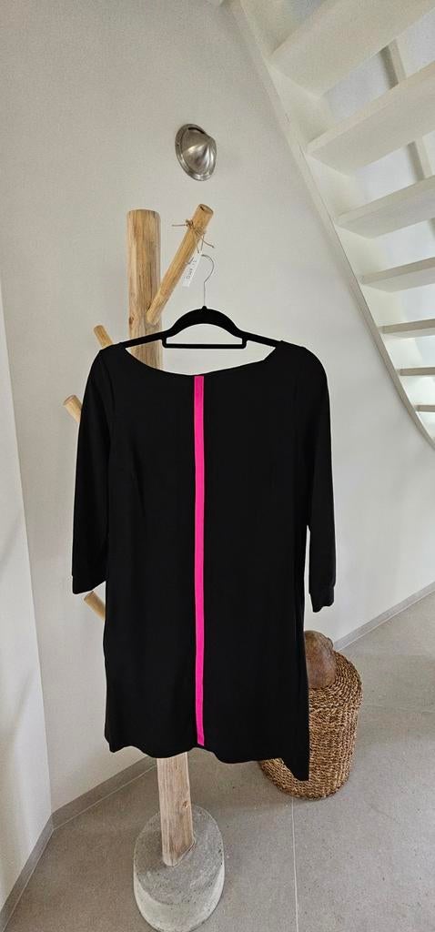 Studio Anneloes Jurk Zwart Fuchsia Travelstof Maat M, Maat 38/40 (M), Studio Anneloes, Zwart, Ophalen of Verzenden