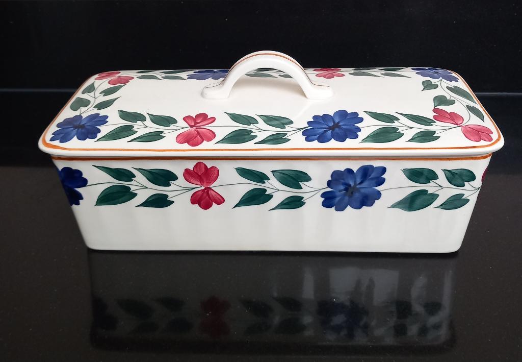 boerenbont 418 cakedoos en theepot, Huis en Inrichting, Keuken | Servies, Ophalen of Verzenden, Aardewerk, Boerenbont, Schaal of Schalen