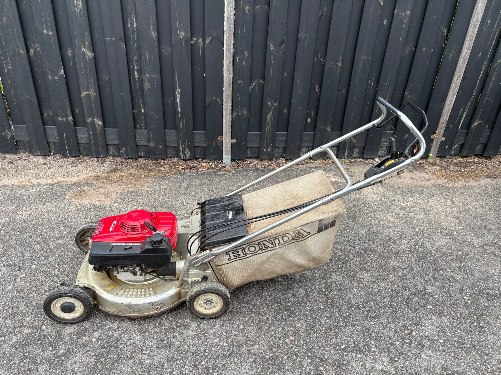 Honda HR216 grasmaaier, Ophalen, Cirkelmaaier, Gebruikt, Versnellingen