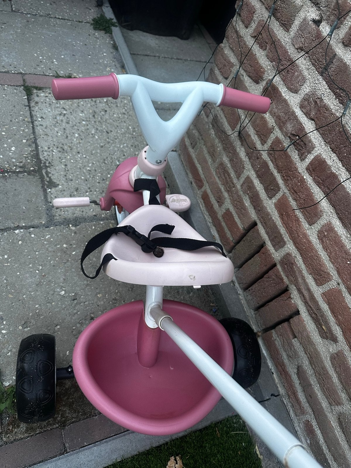 Roze Smoby driewieler met duwstang, Fietsen en Brommers, Ophalen, Gebruikt, Duwstang