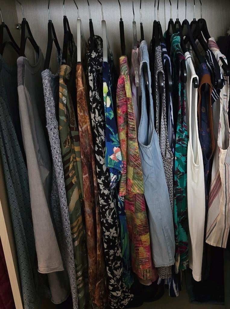 17 dames blouse/Tops mt 40-44. ( ook pst te koop), Ophalen of Verzenden, Gedragen