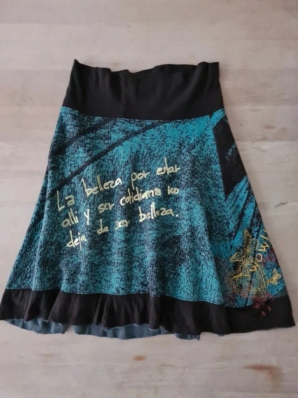 Prachtige rok Desigual. Maat M.Nieuw, Kleding | Dames, Maat 38/40 (M), Nieuw, Desigual, Onder de knie