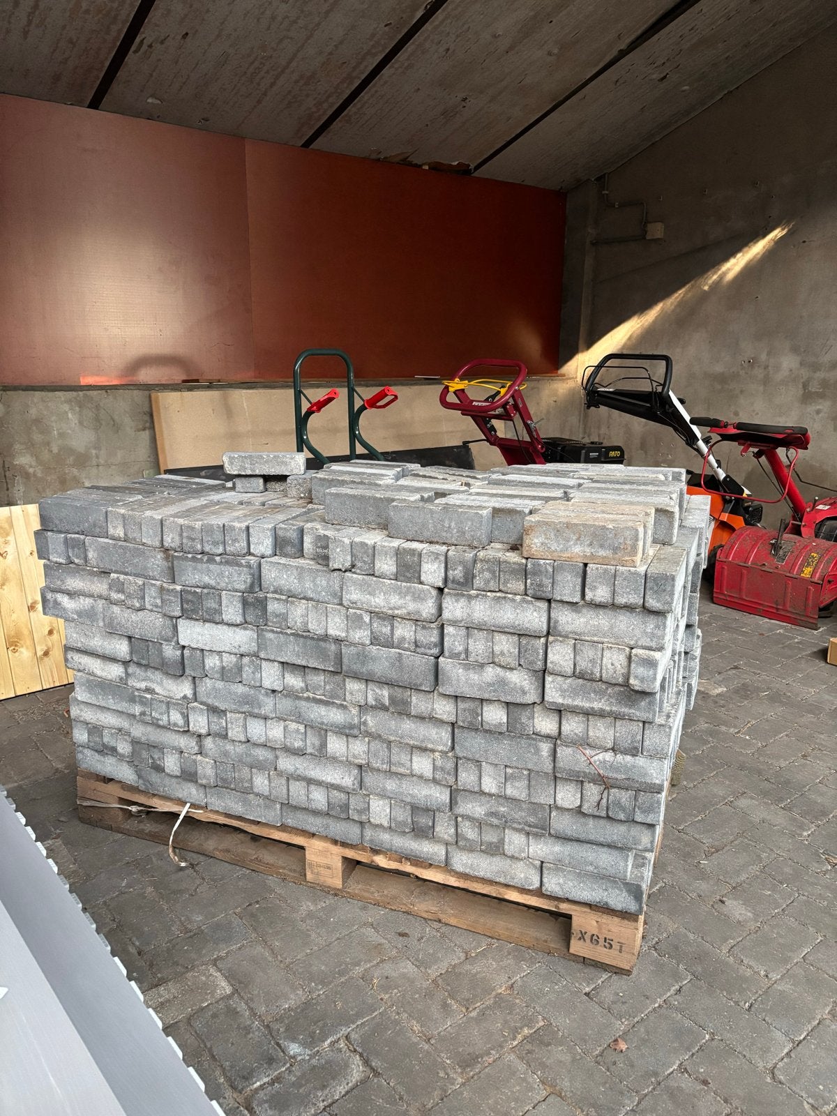 betonnen klinkers - ca. 10 m², Tuin en Terras, Tegels en Klinkers, Gebruikt, Klinkers, Ophalen of Verzenden, 10 m² of meer