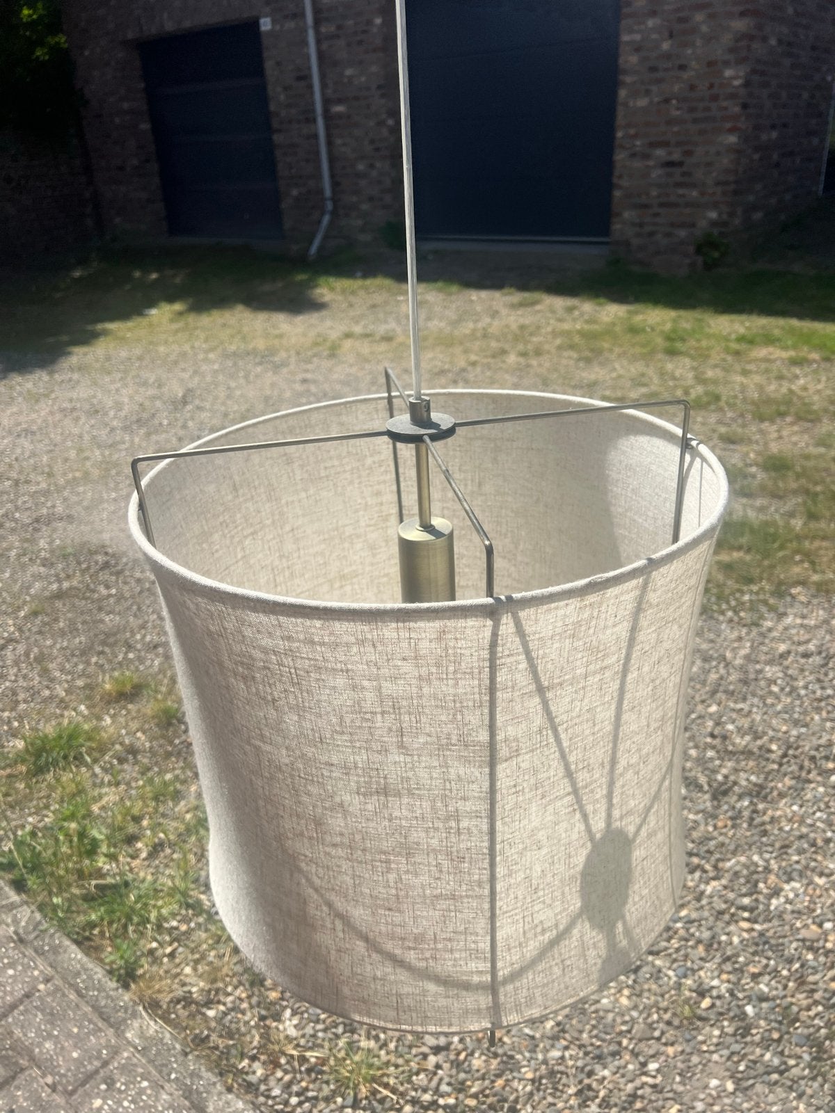 Zandkleurige linnen lamp met goudkleurig frame, Ophalen, Zo goed als nieuw, Textiel