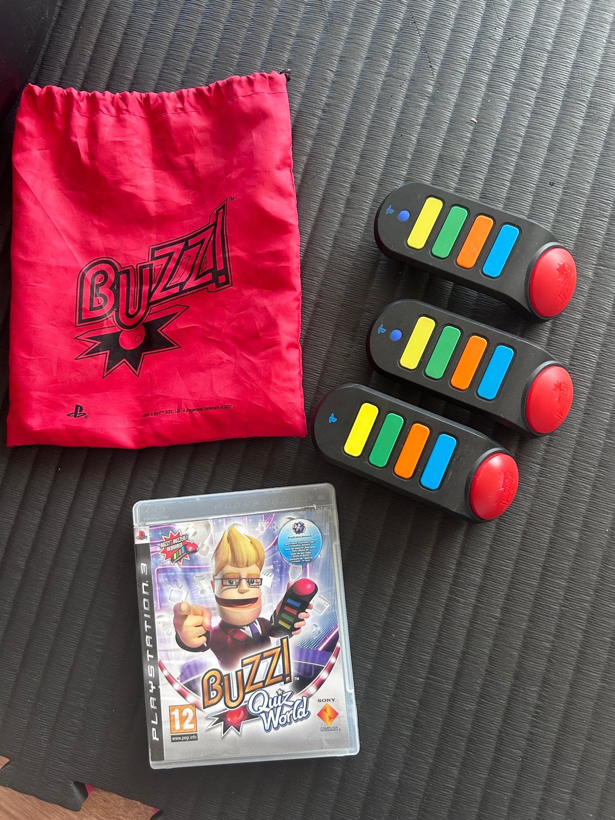 Ps3 playstation3 playstation 3 buzz game buzz!, Puzzel en Educatief, Ophalen of Verzenden, Zo goed als nieuw, 3 spelers of meer