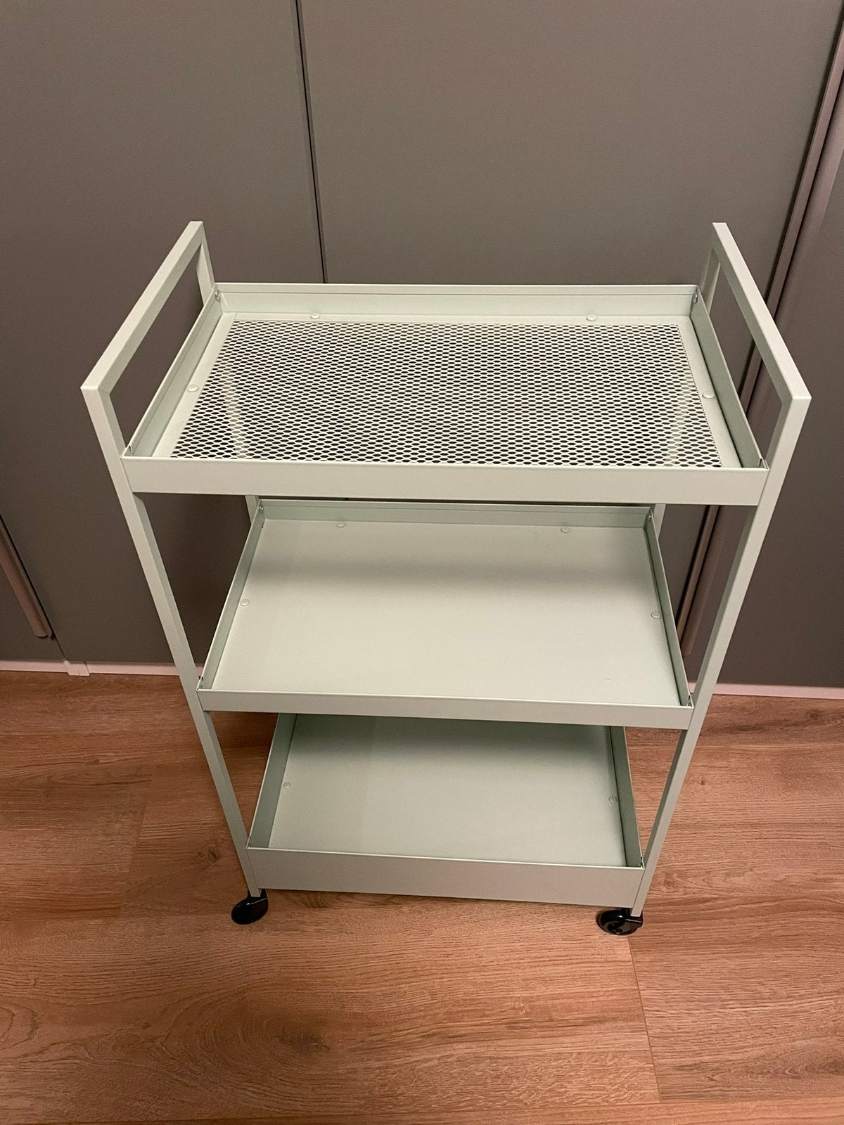 Nissafors Roltafel Ikea licht groen, Ophalen, Zo goed als nieuw