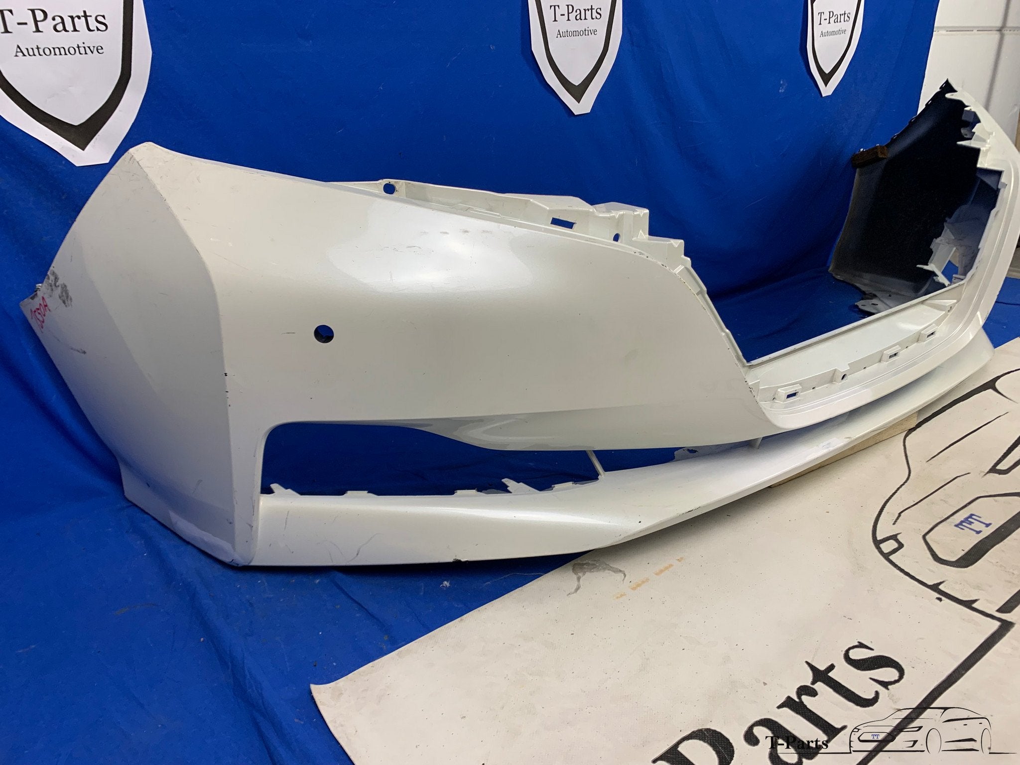Nissan leaf voorbumper bumper 2017+ PDC, Auto-onderdelen, Info@fabrikant.eu, Ophalen of Verzenden, Bumper, Fabrikant BV