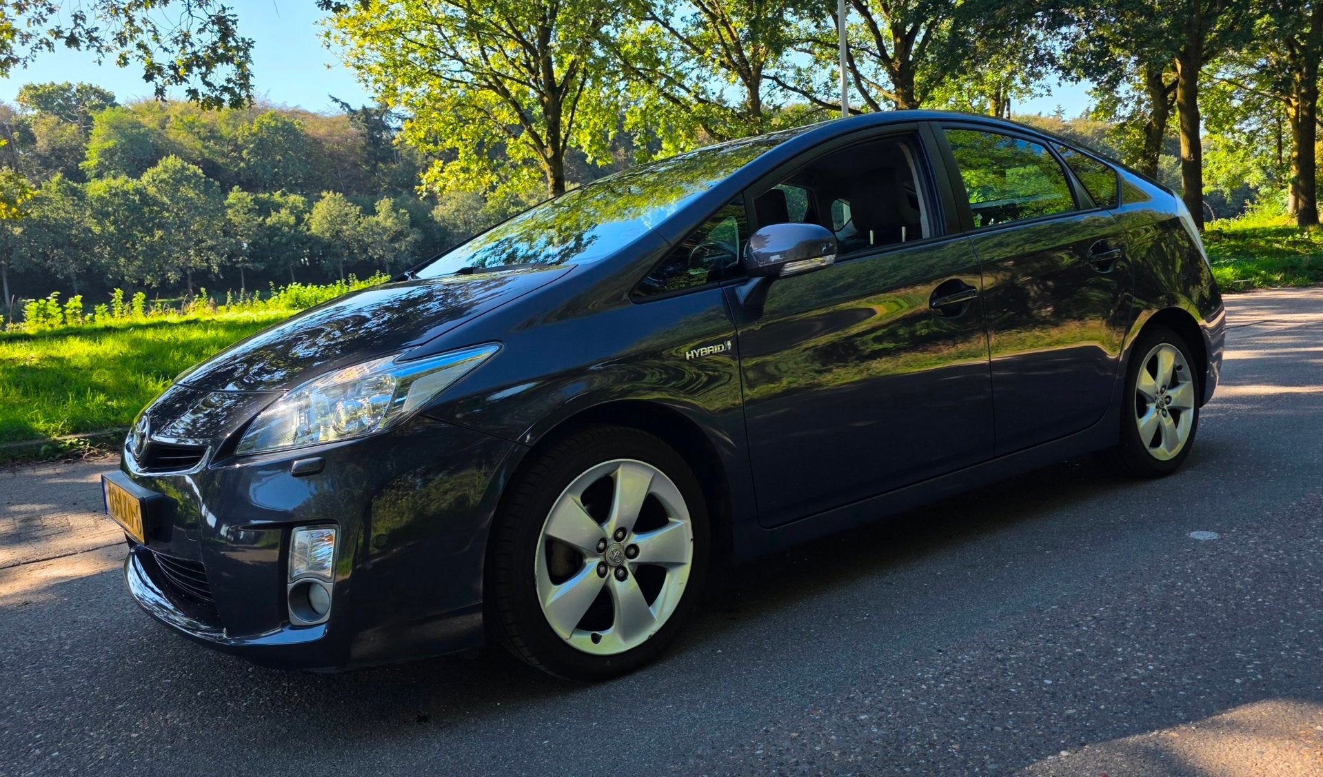 Toyota Prius 1.8 Dynamic - KOPPAKKING LEK - Xenon - Head up, Auto's, Gebruikt, 4 cilinders, Origineel Nederlands, Bedrijf