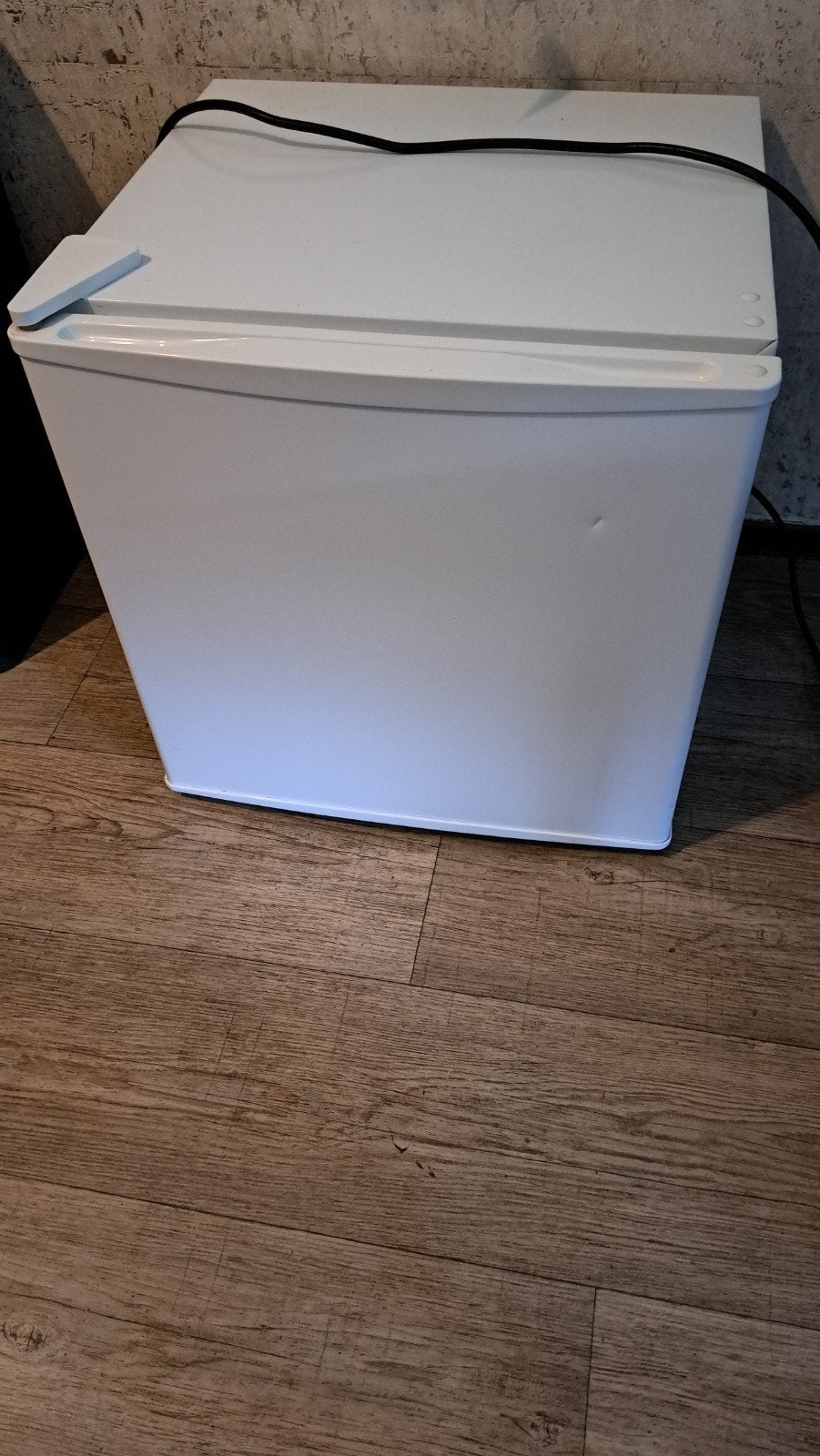 klein koelkastje, Ophalen, Minder dan 85 cm, Minder dan 75 liter, 45 tot 60 cm