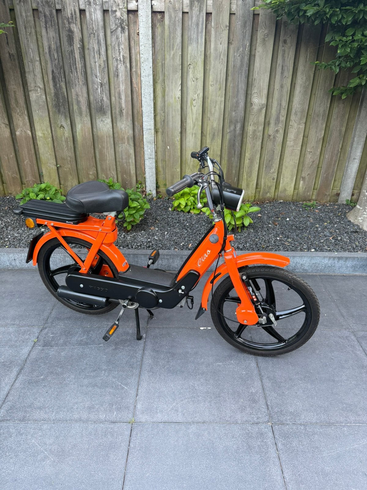 Zeer exclusieve mooie vespa ciao (1 week tekoop), Ophalen of Verzenden, Nieuw