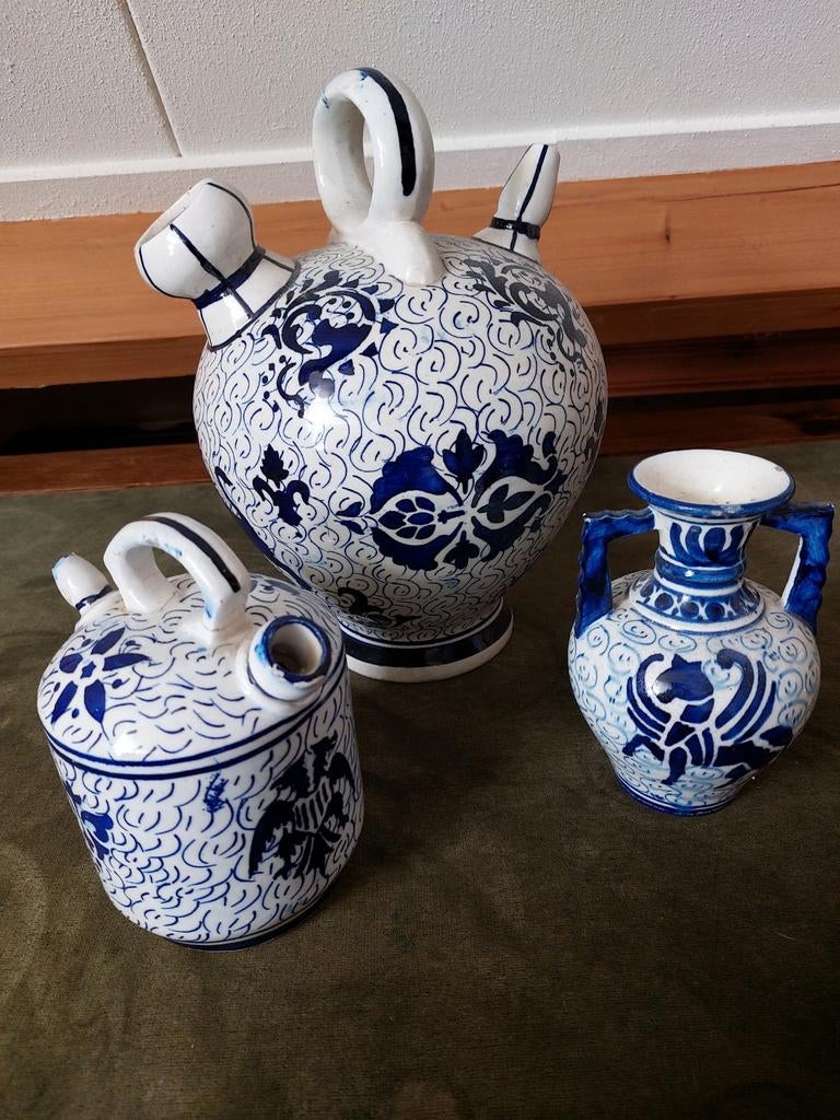 Set van 3 oude kruiken, Ophalen
