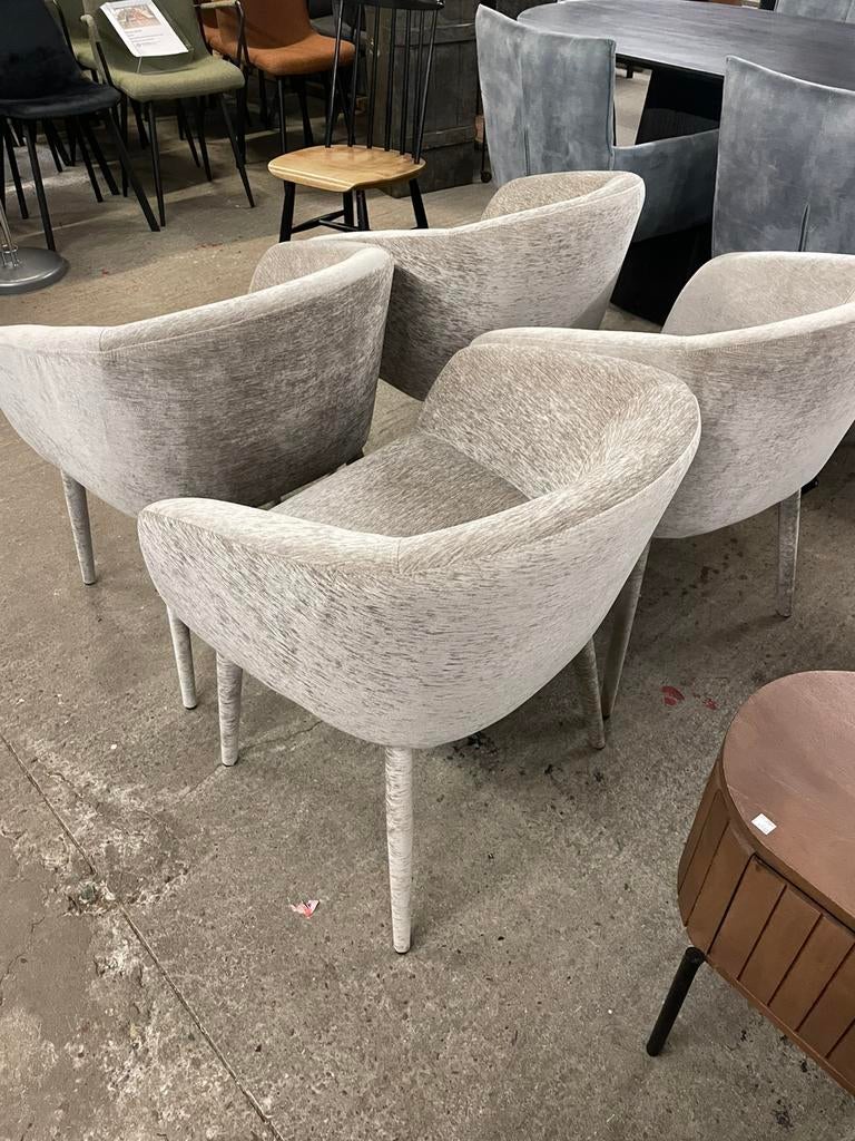 Nieuw!  4 grijze stoffen eetkamerstoelen, Ophalen, ., Zo goed als nieuw, .