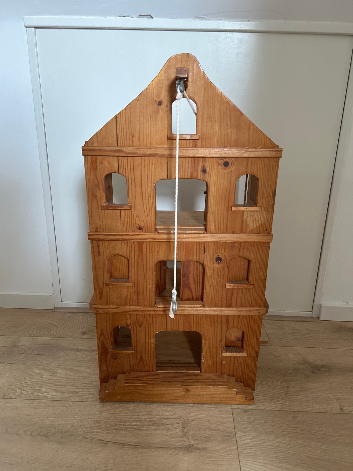 Houten Pakhuis met Katrol - Vintage Speelgoed, Ophalen, Gebruikt, Poppenhuis