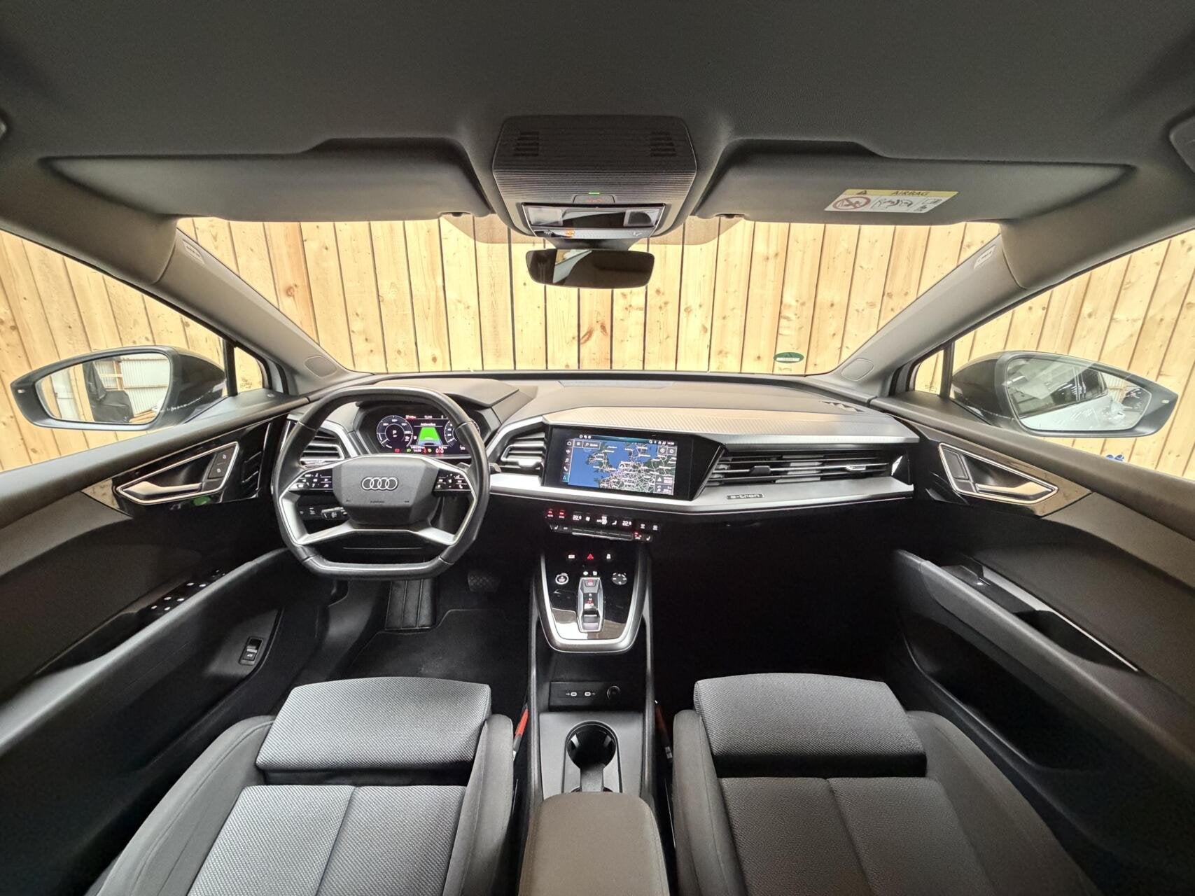 Audi Q4 Sportback e-tron 40 Advanced edition 77 kWh SoH 96,6, Achterwielaandrijving, Gebruikt, 2020 kg, Wit