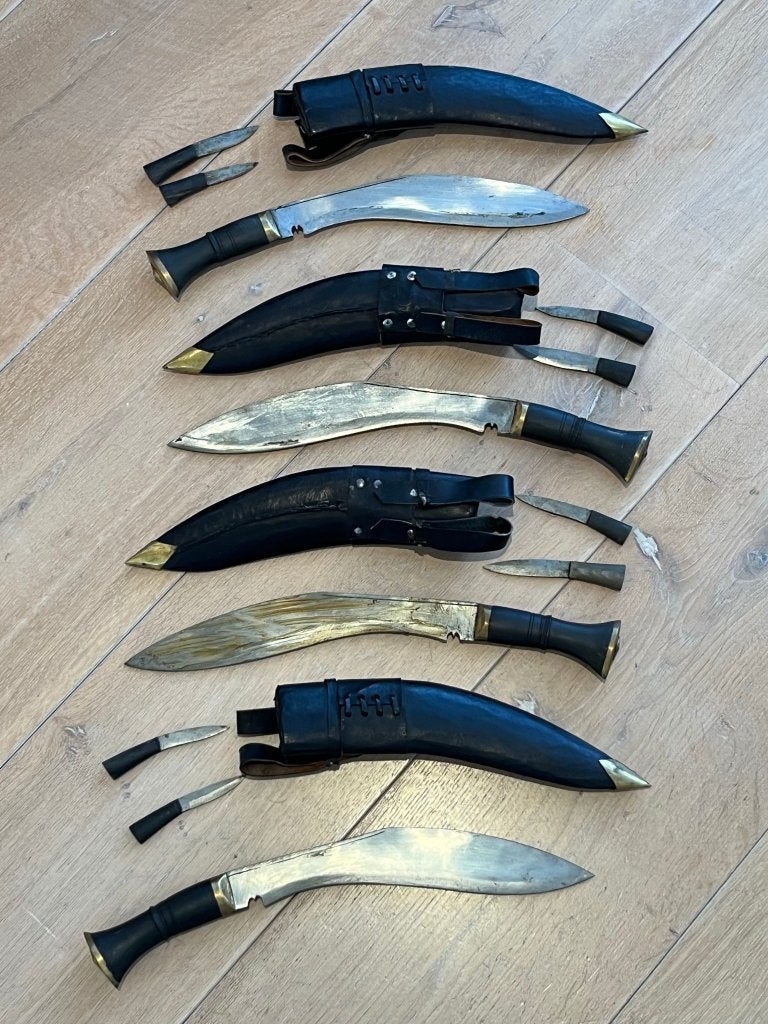 Antiek Handgemaakt Nepalees Gurkha/Kukri mes (50+ jaar oud), Ophalen of Verzenden, Overige soorten, Azië, Mes of Dolk