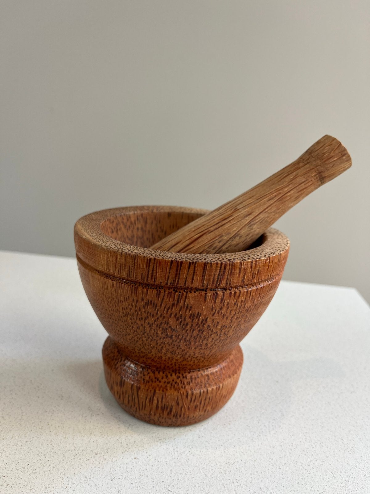 Houten vijzel met stamper, Huis en Inrichting, Ophalen, Overige typen, Hout, Zo goed als nieuw