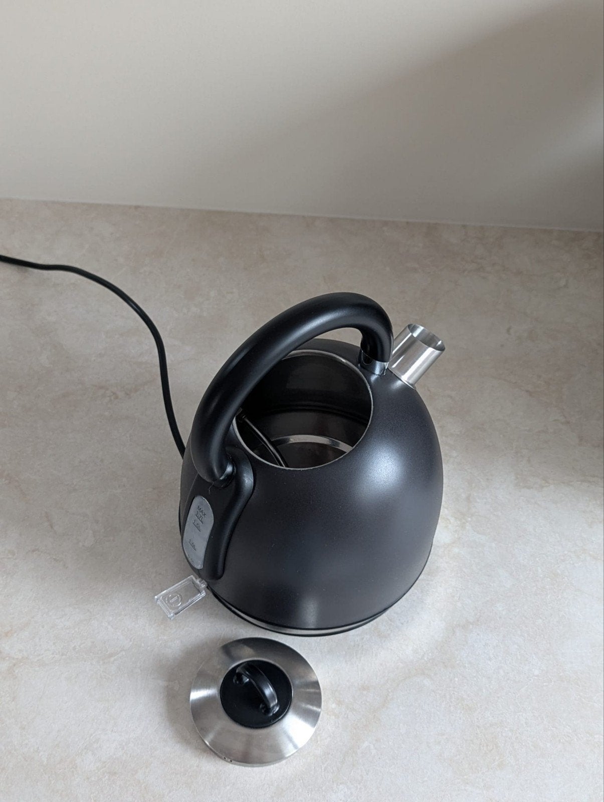 Blokker waterkoker met temperatuurmeter - Zwart, Witgoed en Apparatuur, 1 tot 2 liter, Ophalen, Zo goed als nieuw, Draadloos
