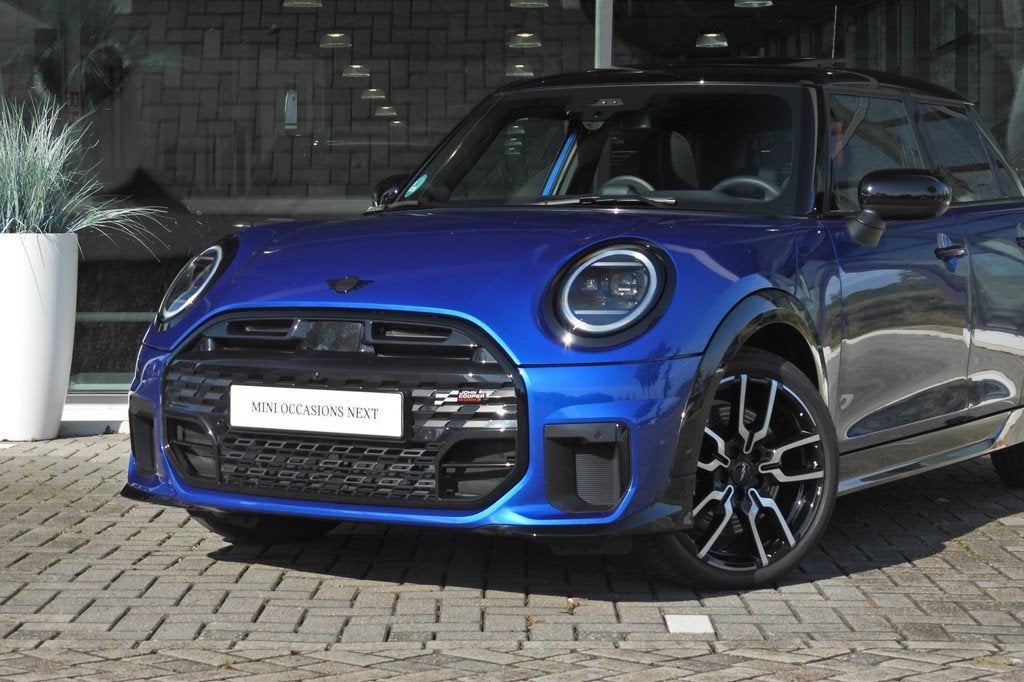 MINI Hatchback Cooper S Automaat / Pakket XL / JCW / 18" JCW, Head-up Display, Gebruikt, 4 cilinders, Met garantie (alle)