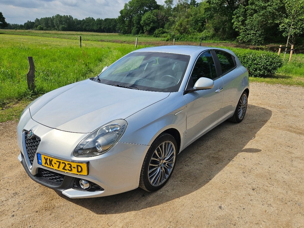 Alfa Romeo Giulietta 1.4 T-Jet | 2016 | Dist.riem vervangen, Stof, Handgeschakeld, Particulier, 1368 cc