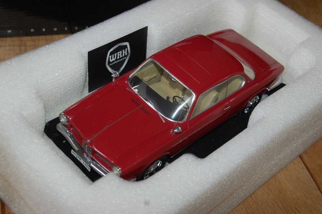 1:18 BMW 3200 CS COUPE red NEO resin WRH, Hobby en Vrije tijd, Verzenden, Zo goed als nieuw, Auto, Overige merken