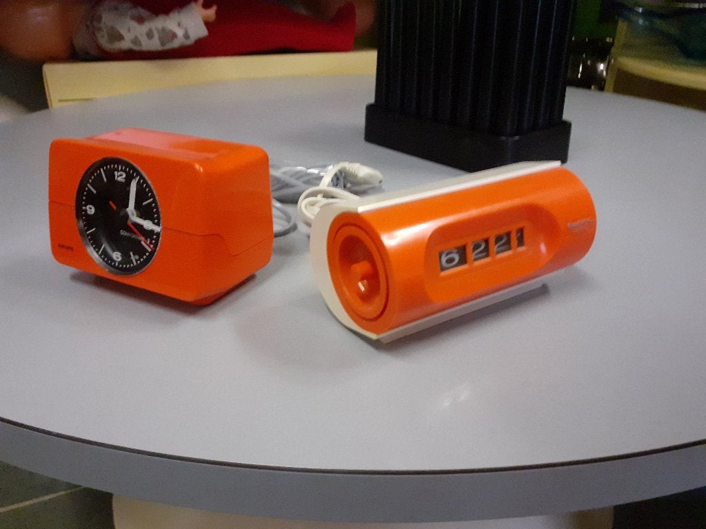 space age design jaren 70 klok wekker oranje vintage retro, Gebruikt, Sankyo - Krups, Analoog, ?