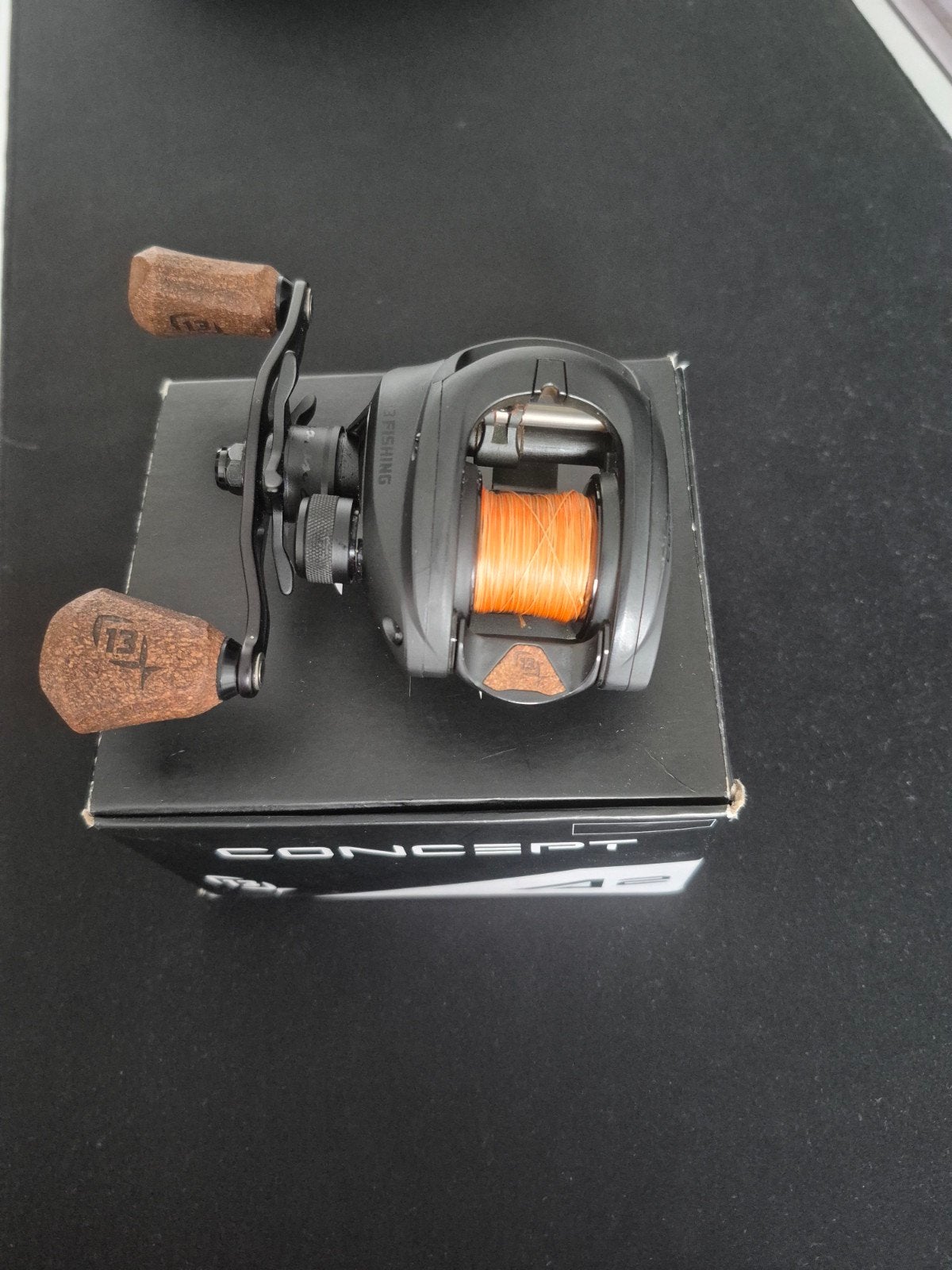 13Fishing Concept A2 Baitcaster Reel 6.8:1, Ophalen of Verzenden, Zo goed als nieuw, Molen