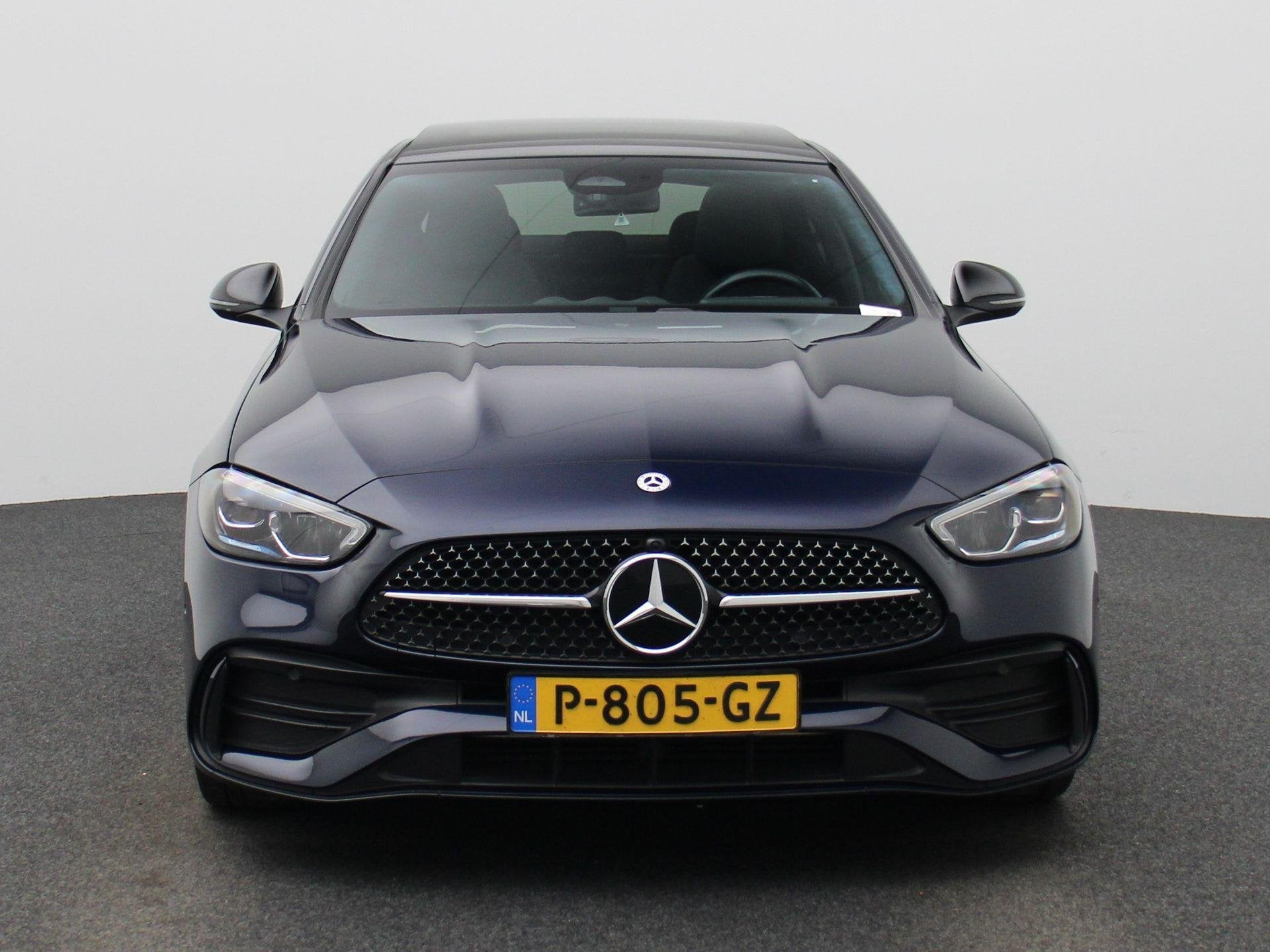 Mercedes-Benz C-klasse 180 AMG Line | Automaat | Panoramadak, 4 cilinders, Blauw, Origineel Nederlands, Bedrijf