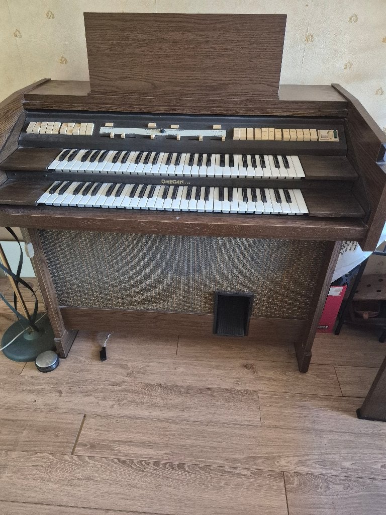 Orgel Omegan 7100 (Eminent), Ophalen, Gebruikt, 2 klavieren, Orgel