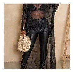 Nieuw zwart doorzichtig top, Kleding | Dames, Tops, Zwart, Maat 46/48 (XL) of groter, Nieuw, Ophalen of Verzenden
