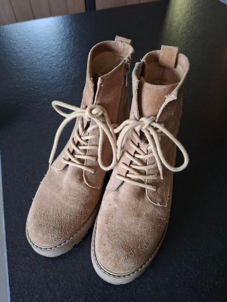 Leuke damesboots AQA maat 37, Ophalen of Verzenden, Zo goed als nieuw, Sneakers of Gympen