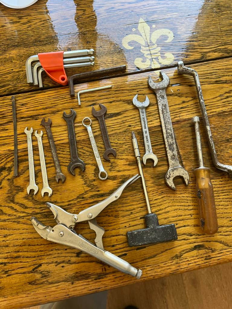 Diverse gereedschap set: sleutels, tang en inbussleutels, Ophalen of Verzenden, Gebruikt